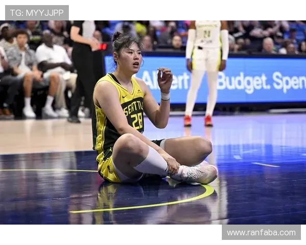 李月汝首发砍下10分15篮板创个人新高 飞翼主场力克梦想队取得胜利